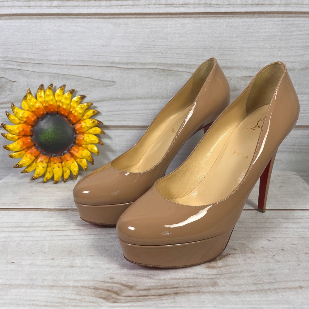 Christian Louboutin Bianca Nude Patent Leather Platform Pumps Heels 8 40.5
